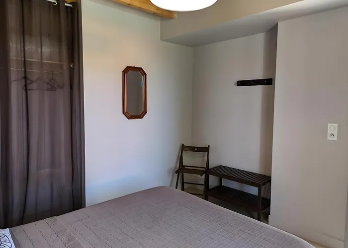 La Bonne Chauffe-col De Cygne *