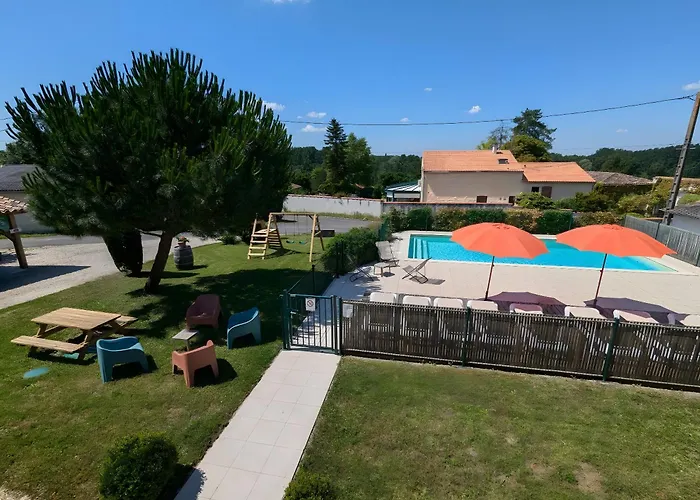 La Bonne Chauffe-col De Cygne * Verrieres (Charente)